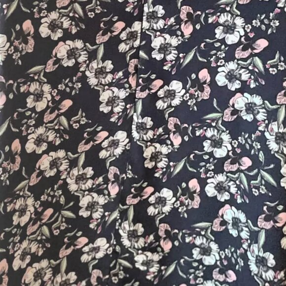 NEW Vince Camuto Women Navy Multi Floral Cold Shoulder Long Sleeve Dress - Picture 5 of 5